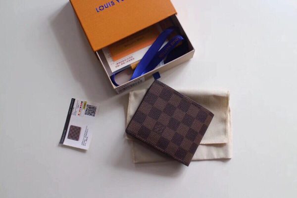 Multiple Wallet