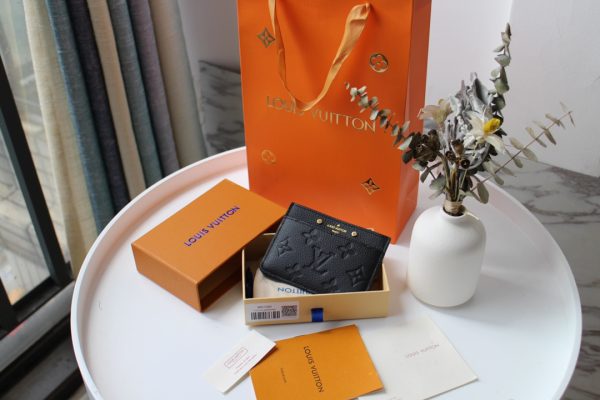 CARD HOLDER M69171