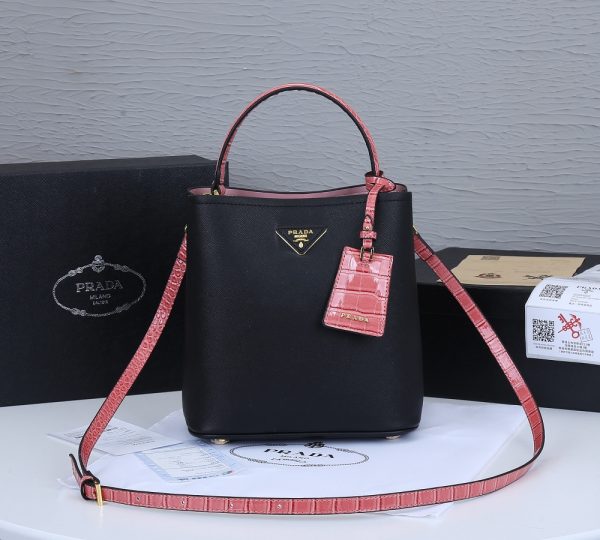 Spectrum leather bag 20FW