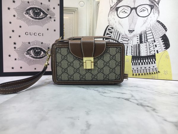G mini bag with clasp closure