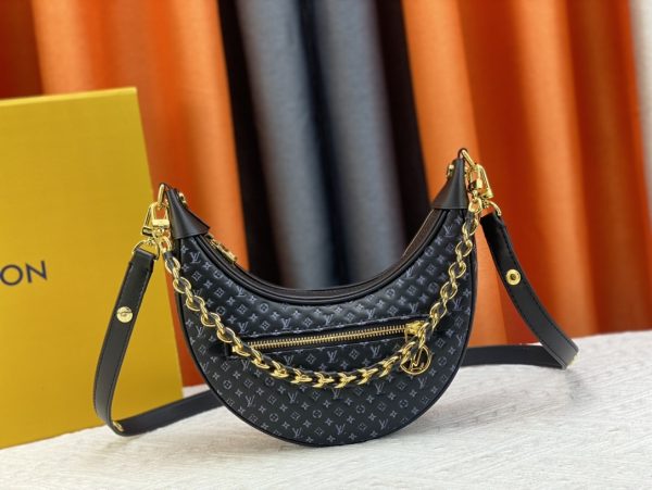 Loop black