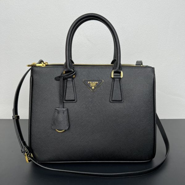 Large Prada Galleria Saffiano leather bag-blk