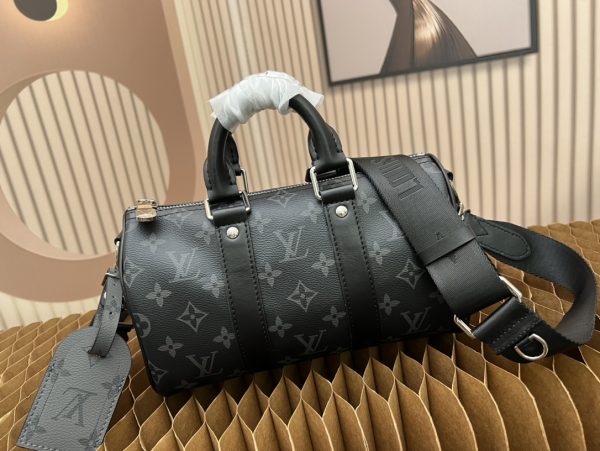 LV Keepall