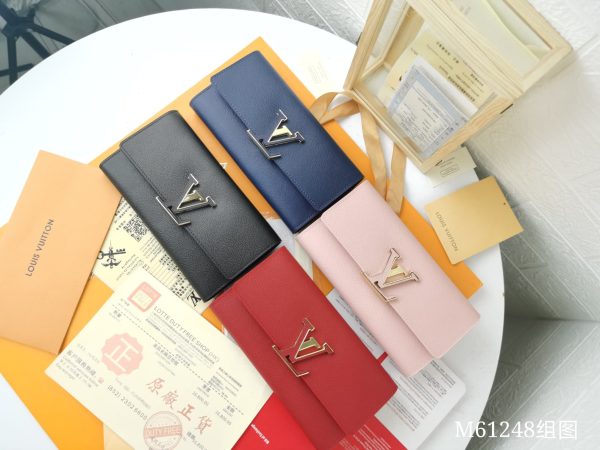 LV Capucines Wallet