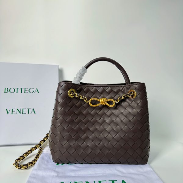 BV Small Andiamo with Chain brown