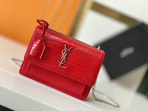 Sunset Medium In Crocodile Embossed Shiny Leather rs