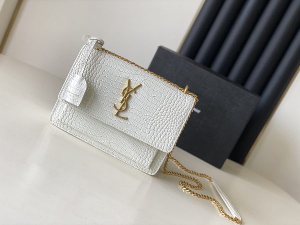 Sunset Medium In Crocodile Embossed Shiny Leather wg