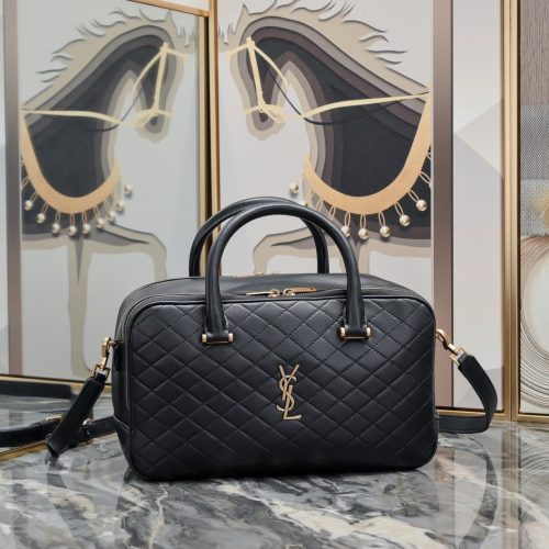 Lyia Duffle