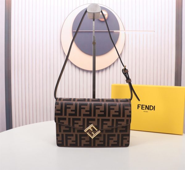 FF Diamonds Wallet On Chain brown