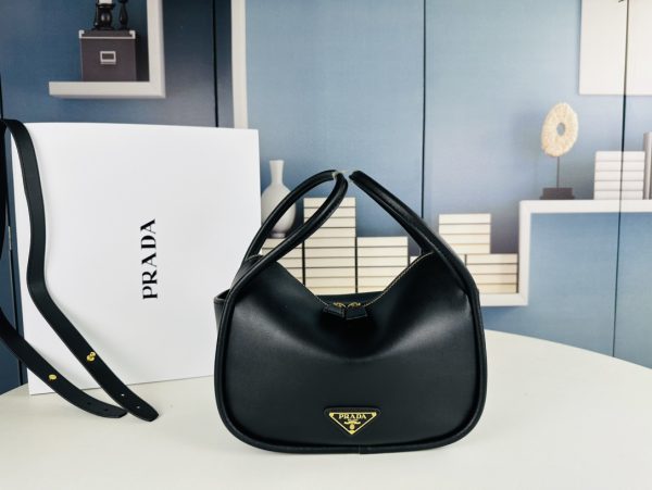 Prada Darling leather handbag black