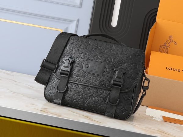 Trail Messenger