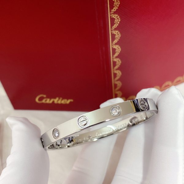 LOVE BRACELET