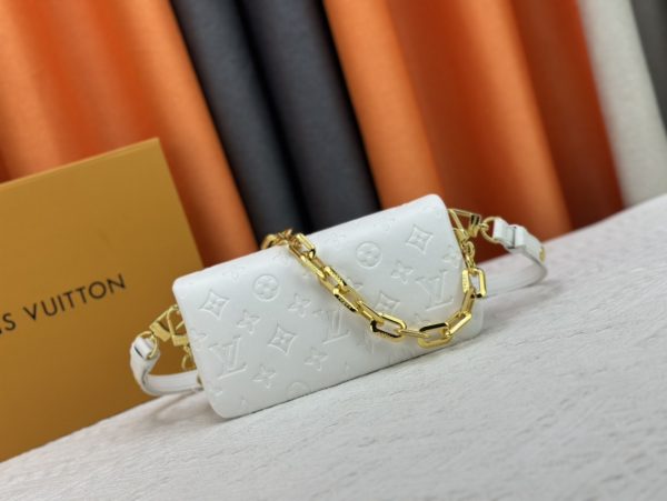 Pochette Coussin M11331