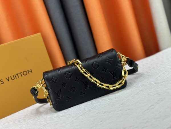 Pochette Coussin M83359