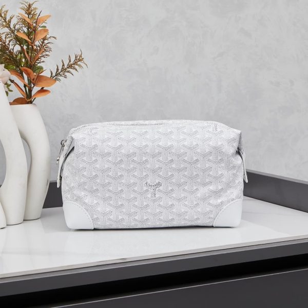 Bowling 25 Toiletry Bag white