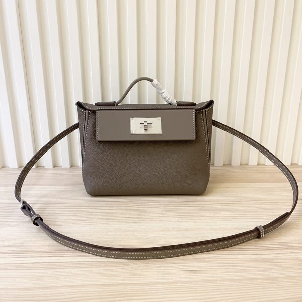 Kelly Togo Swift 24 coffee
