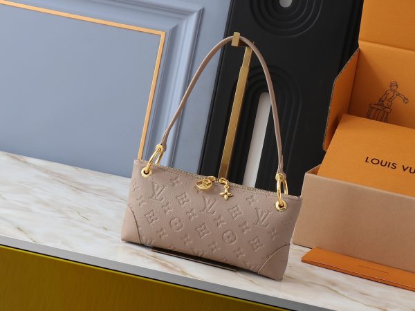 Pochette Sèvres beige emb