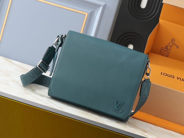 Takeoff Messenger blue