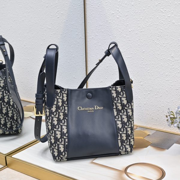 Bucket Bag
