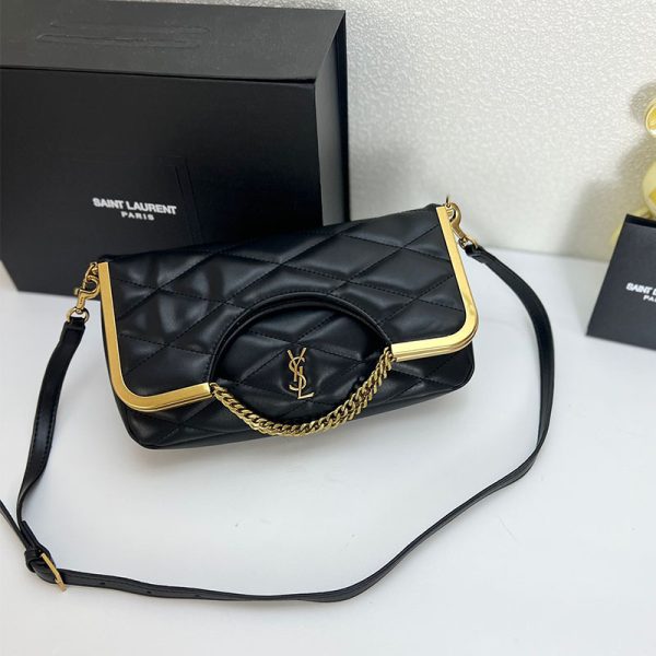 87 Quilted Shoulder Bag (1)