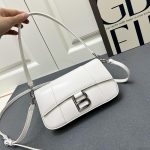 Hourglass Sling Bag Small (10)
