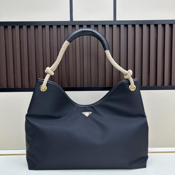 Prada Mariner large Re-Nylon shoulder bag (17)