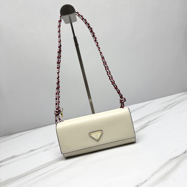 leather shoulder strap