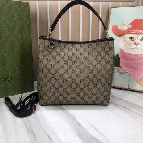 GG Emblem medium bucket bag (9)