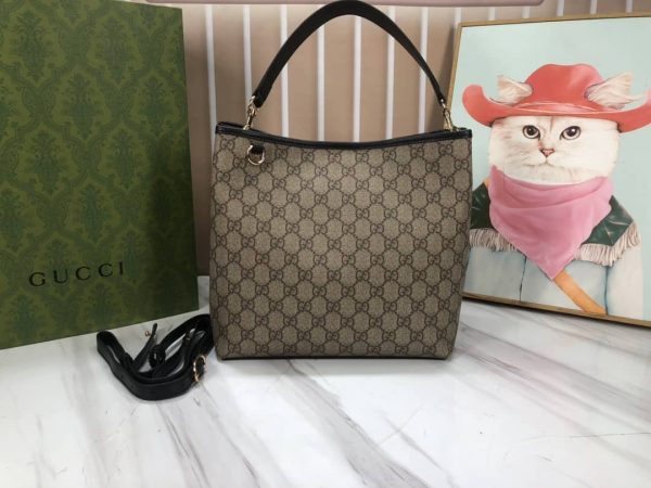 GG Emblem medium bucket bag (9)
