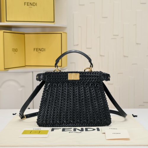 Peekaboo ISeeU Small (10)