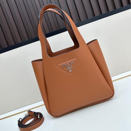 Small leather tote bag (18)