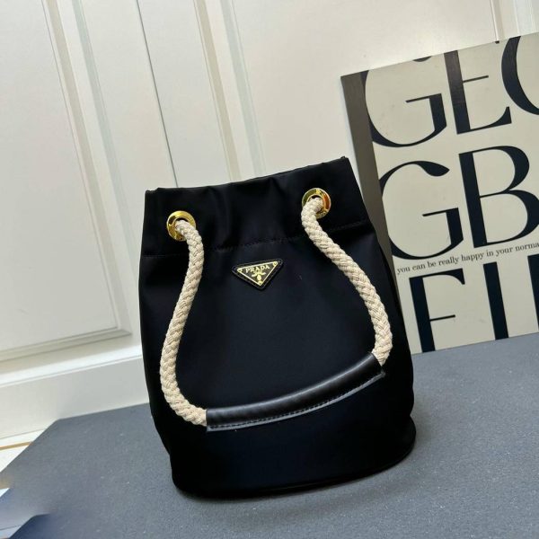 Prada Mariner