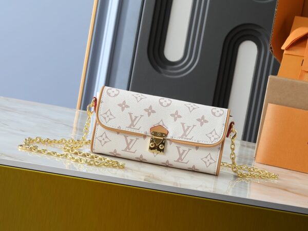 Pochette Camille M26583 (1)