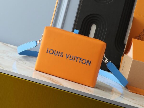 Shopper Clutch