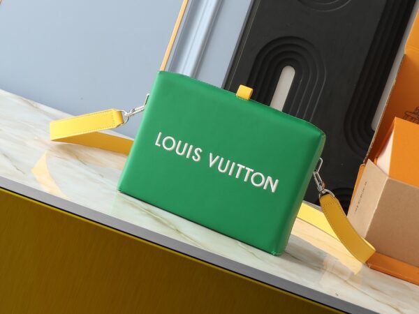 Shopper Clutch