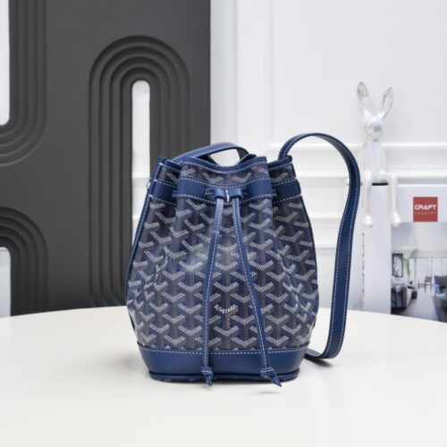 Petit Flot Bucket Bag (37)